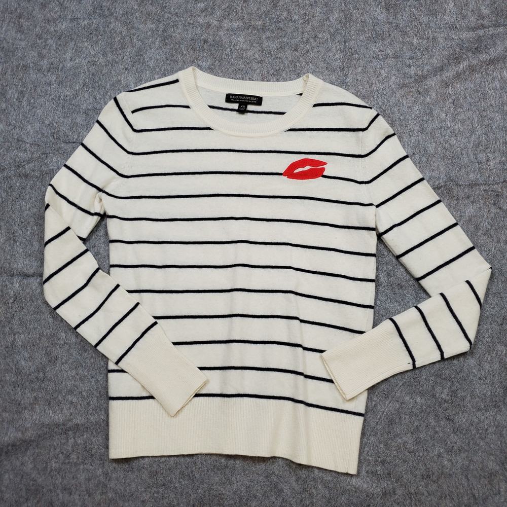 Banana Republic Sweater Womens Extra Small Merino Wool Novelty Kiss Valentine